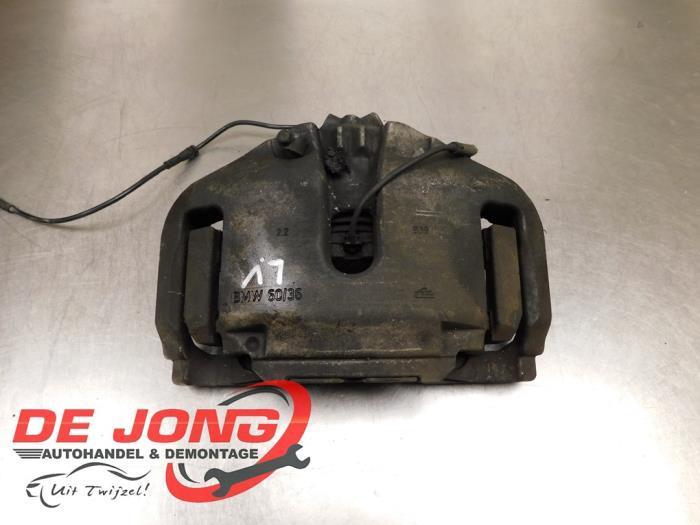 Remklauw (Tang) links-voor van een BMW 5-Serie, Auto-onderdelen, Remmen en Aandrijving, BMW, Gebruikt, 3 maanden garantie, Ophalen of Verzenden