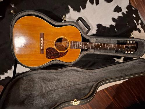 VINTAGE GIBSON GUILD COLLECTION 40s- 50s, Muziek en Instrumenten, Snaarinstrumenten | Gitaren | Akoestisch, Gebruikt, Met (piezo-)element