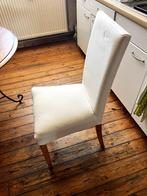 Gestoffeerde witte stoelen, Huis en Inrichting, Stoelen, Ophalen, Hout, Gebruikt, Twee