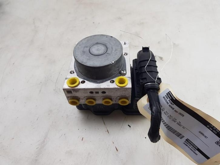 ABS POMP Suzuki Ignis (MF) (01-2016/-), Auto-onderdelen, Overige Auto-onderdelen, Suzuki, Gebruikt
