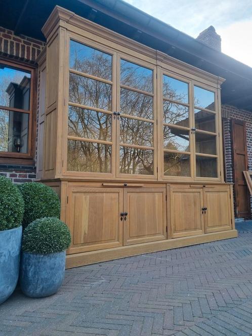 Eiken buffetkast/vitrinekast GRATIS LEVERING, Huis en Inrichting, Kasten | Buffetkasten, Zo goed als nieuw, Ophalen of Verzenden