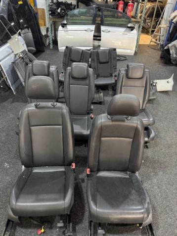 Volkswagen Touran 5T 5T1 5TA Interieur Compleet 7 Persoons beschikbaar voor biedingen