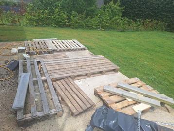 gratis pallets beschikbaar voor biedingen