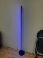 2 lampes LED multicolores, Maison & Meubles, Lampes | Lampadaires, Enlèvement, Comme neuf