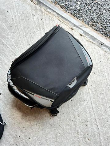 Givi 35 liter bagagetas beschikbaar voor biedingen