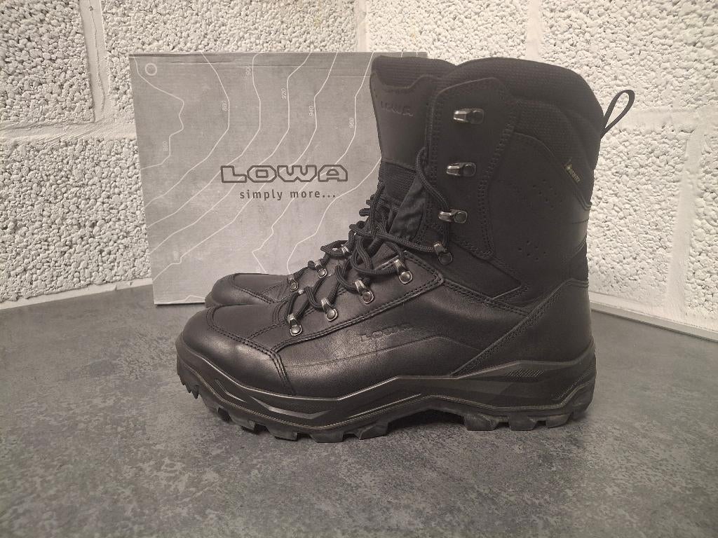 chaussure de sécurité LOWA Renegate 2 NEUVES !! taille 46, Bricolage & Construction, Vêtements de sécurité, Neuf, Enlèvement ou Envoi