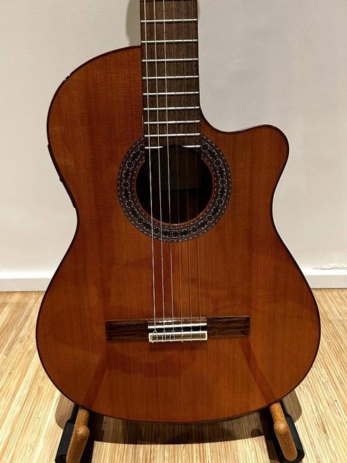 Perez CT 630 E1 Thin Body Elektrisch Akoestische Gitaar, Muziek en Instrumenten, Snaarinstrumenten | Gitaren | Elektrisch, Zo goed als nieuw