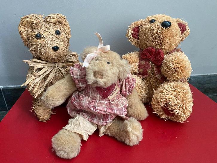Lot de 3 ours en peluche (en peluche et en paille), Collections, Ours & Peluches, Comme neuf, Autres types, Enlèvement ou Envoi