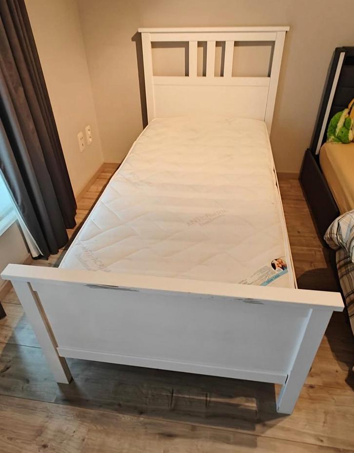 Kinderbed, Kinderen en Baby's, Kinderkamer | Bedden, Matras, Ophalen