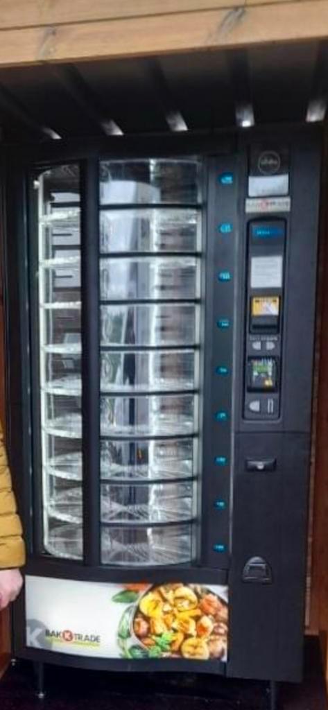 Verkoop automaat 4 jaar oud. (bancontact+biljet+munten), Zakelijke goederen, Horeca | Food, Ophalen