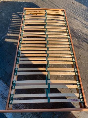 1 persoons bed met (of zonder) matras met lattoflex, Enlèvement