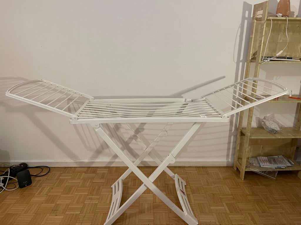 Étendoir à linge Gimi – pliable – très bon état, Jardin & Terrasse, Sèche-linge & Lave-linge, Utilisé, Enlèvement