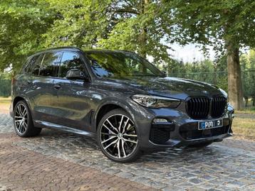 BMW X5 45e * M PACK * BTW / TVA * FULL HISTORIEK * CAMERA beschikbaar voor biedingen
