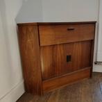 Vintage hoekkast kastanjebruin, Ophalen