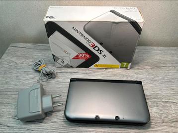 Console 3ds xl + 60 jeux