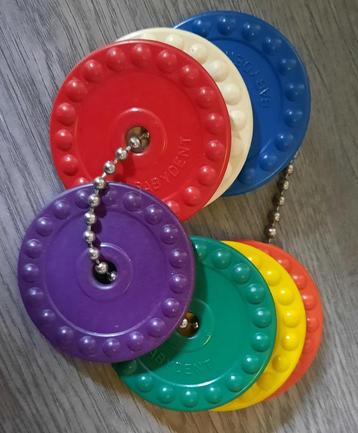 Babyspeeltje beschikbaar voor biedingen