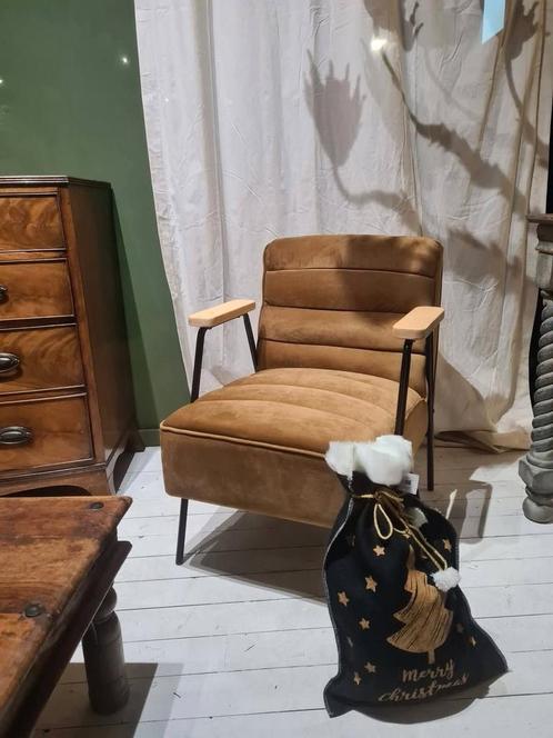 Nieuw zeteltje van Clayre&eef okerkleur, Huis en Inrichting, Fauteuils, Nieuw, Stof, Ophalen