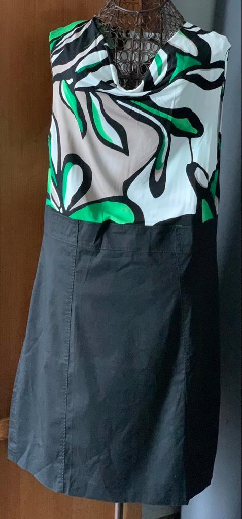 Atmos fashion leuke waterval jurk 44 Nieuwstaat, Kleding | Dames, Jurken, Zo goed als nieuw, Maat 42/44 (L), Groen, Knielengte