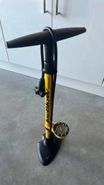Fietspomp joe blow sport, Fietsen en Brommers, Ophalen, Zo goed als nieuw