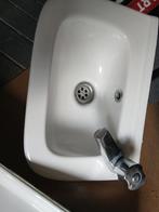 Fontein met kraan Lavabo, Ophalen, Zo goed als nieuw, Kraan