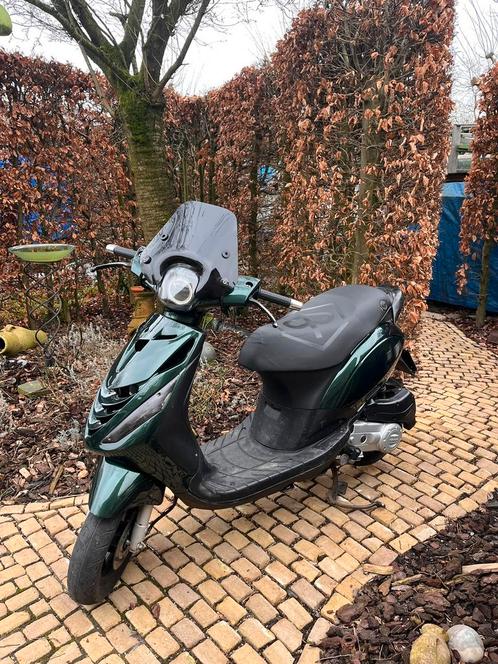 Piaggio zip 4t iget, Fietsen en Brommers, Scooters | Piaggio, Zo goed als nieuw, Zip, Klasse A (25 km/u), Benzine, Ophalen