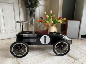 Black and gold car, Enlèvement, Neuf