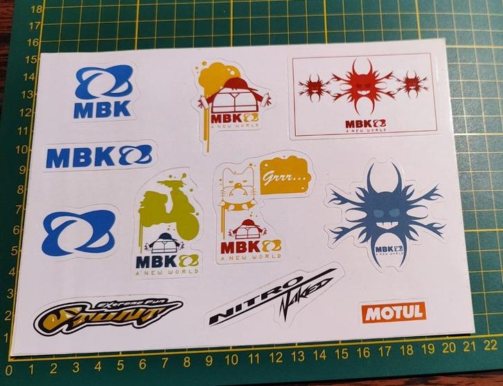 Stickerblad A5 MBK Scooter 11x stickers, Verzamelen, Stickers, Ophalen of Verzenden