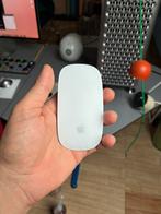 apple magic mouse 2, Computers en Software, Ophalen of Verzenden, Zo goed als nieuw