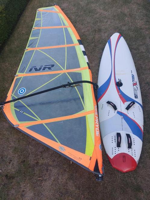 Freeride surfset x-ray 150 als komplete set met 4.5 m2 zeil, Watersport en Boten, Windsurfen, Gebruikt, Complete set, 250 tot 300 cm