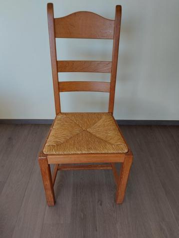 stoelen beschikbaar voor biedingen