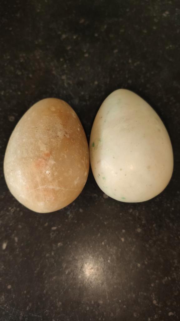 Ooh niks? Of toch marmer? 2 extra hardgekookte eieren?, Verzamelen, Mineralen en Fossielen, Ophalen of Verzenden