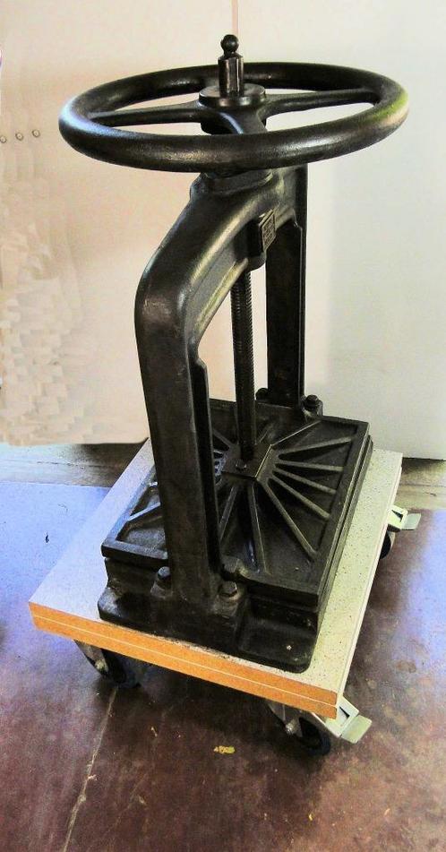 Boekbinderspers Krause, Antiek en Kunst, Antiek | Gereedschap en Instrumenten, Ophalen