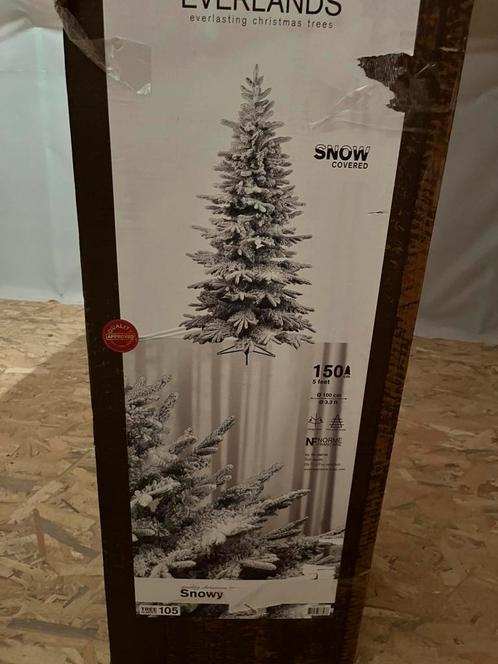 Kunstkerstboom en decoratie, Diversen, Kerst, Zo goed als nieuw, Ophalen