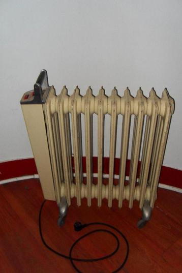 RADIATEUR à bain d'huile 10 éléments beschikbaar voor biedingen