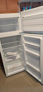 koelkast met aparte vriezer merk Limit, vaste prijs 100 euro, Elektronische apparatuur, Koelkasten en IJskasten, Ophalen, Zo goed als nieuw