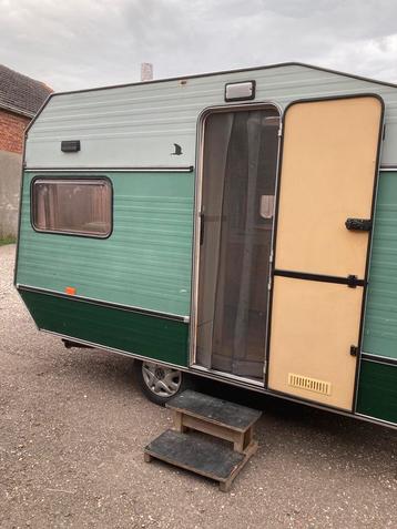 Caravan Chateau TMT 750kg met voortent! beschikbaar voor biedingen