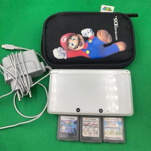 Nintendo 3DS ICE White Pal + Mario travel satchel., Games en Spelcomputers, Spelcomputers | Nintendo 2DS en 3DS, Zo goed als nieuw
