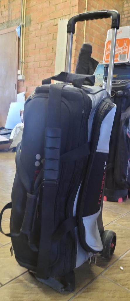 Bowlingballen met tas Columbia 300, Sport en Fitness, Bowlen, Zo goed als nieuw, Tas, Ophalen
