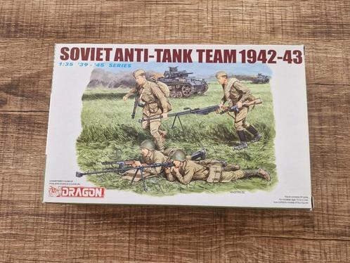 Dragon Soviet Anti-Tank Team 1942-43 1/35, Hobby en Vrije tijd, Modelbouw | Figuren en Diorama's, Zo goed als nieuw, Figuur of Figuren
