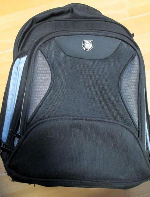 backpack port design Manhattan voor laptop, Handtassen en Accessoires, Tassen | Rugtassen, Gebruikt, Overige merken, 40 cm of meer