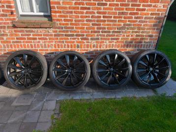 Tesla model X 22inch Onyx velgen beschikbaar voor biedingen