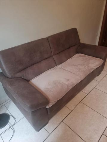 Fauteuil 2 places  disponible aux enchères