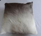 Mooi zacht kussen met bont     € 10, Ophalen of Verzenden, Nieuw, Overige kleuren