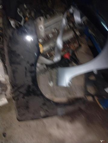 rechts voor scherm Peugeot 106 1997 beschikbaar voor biedingen