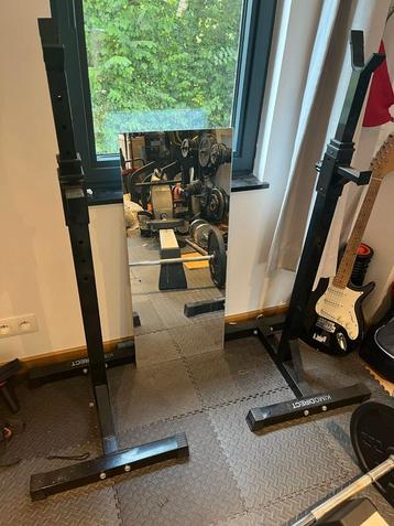 Support rack squats beschikbaar voor biedingen