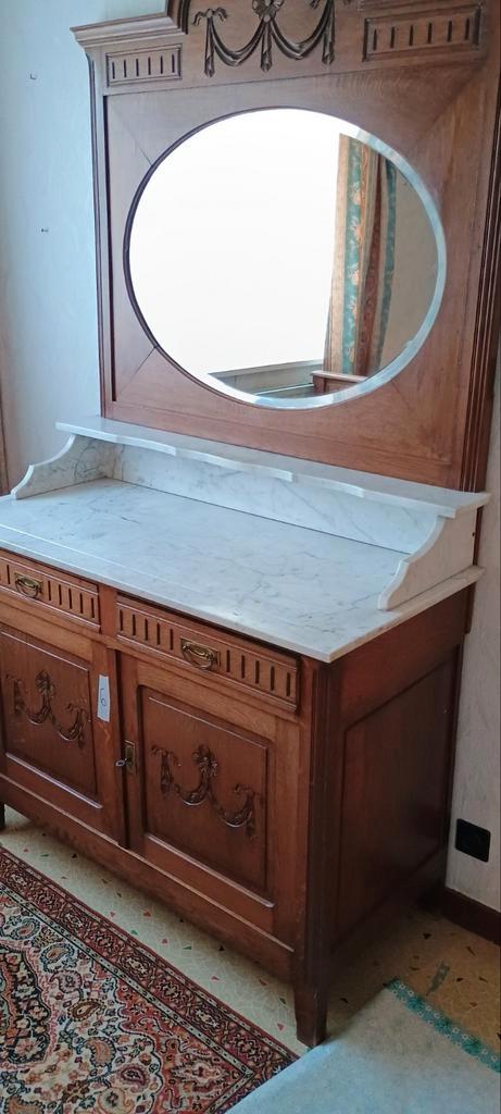 Antieke kast en bed, Huis en Inrichting, Tafels | Kaptafels, Gebruikt, Hout, Ophalen