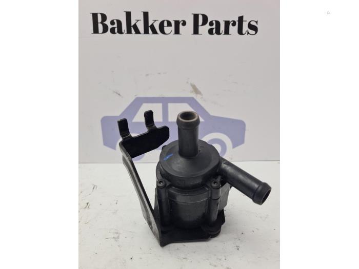 Waterpomp van een Ford Fiesta, Auto-onderdelen, Airco en Verwarming, Ford, Gebruikt, 3 maanden garantie