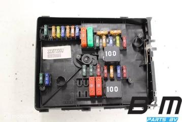 Zekeringkast in motorruimte VW Golf 6 1K0937125D beschikbaar voor biedingen