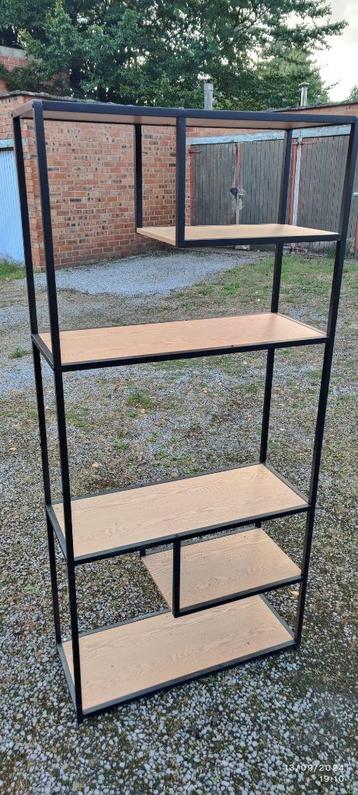 Wandrek of kast 82bx175hx34d zwart/hout beschikbaar voor biedingen