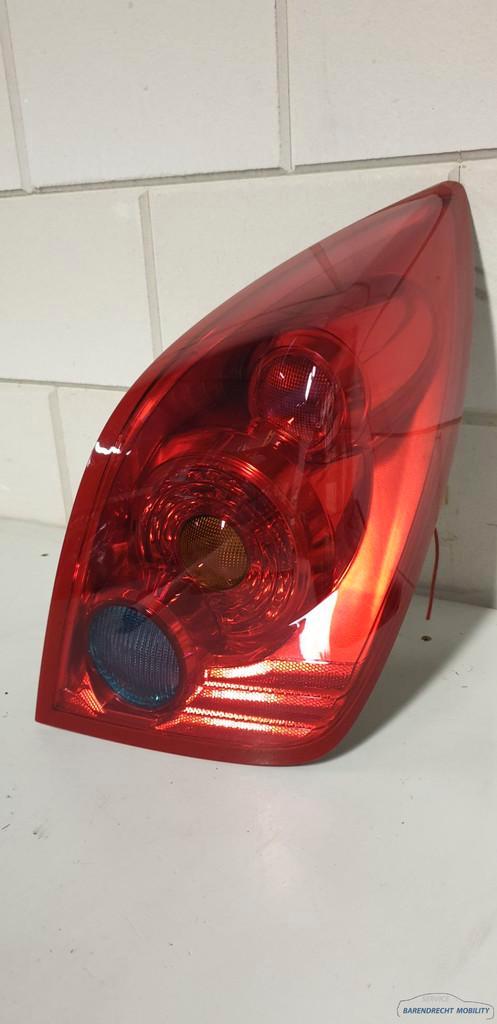 Nissan primera hatchback 2004 achterlicht rechts origineel g, Auto-onderdelen, Verlichting, Nissan, Gebruikt